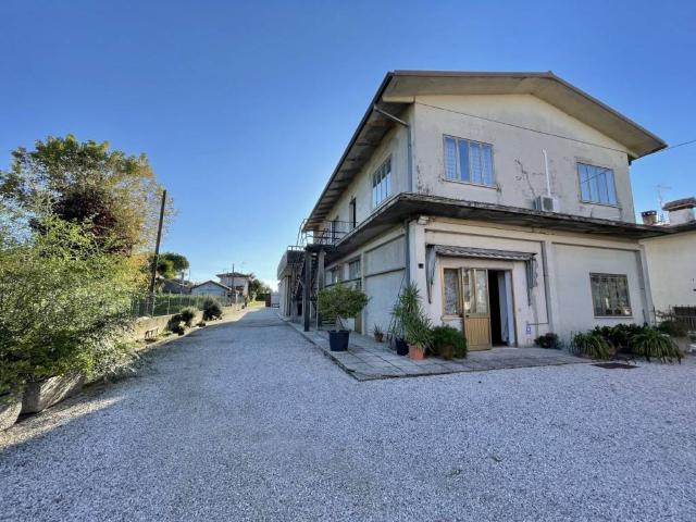 Casa indipendente in vendita a Solesino PD