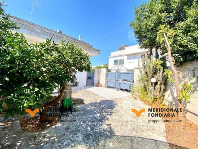 Casa indipendente in vendita a Soleto LE