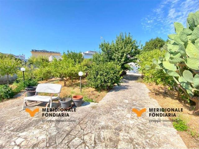 Casa indipendente in vendita a Soleto via Antonio Gramsci, 10