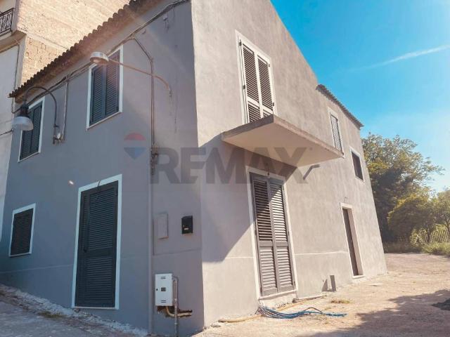 Casa indipendente in vendita a Solopaca BN