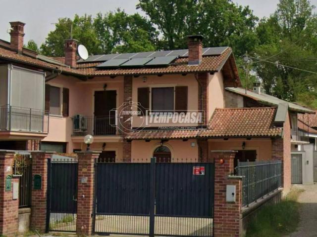 Casa indipendente in vendita a Sommariva del Bosco CN