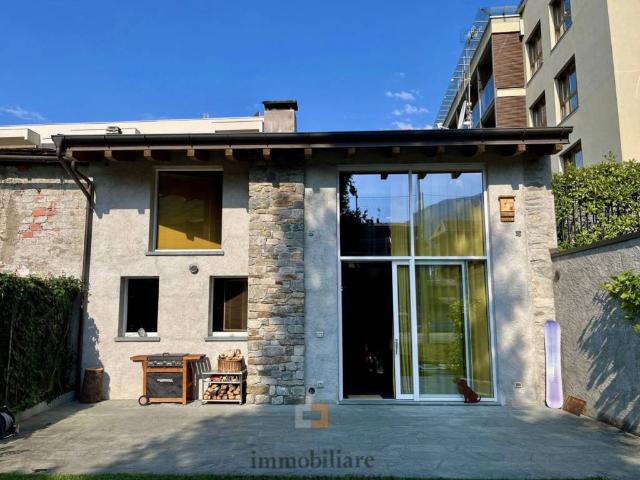 Casa indipendente in vendita a Sondrio SO