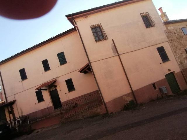 Casa indipendente in vendita a Sorano GR