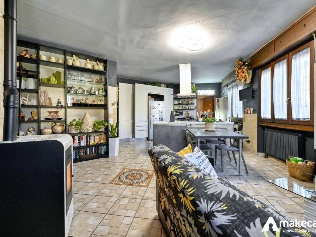 Casa indipendente in vendita a Sordio LO