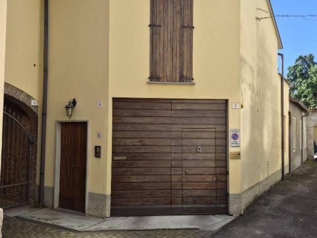 Casa indipendente in vendita a Soresina CR