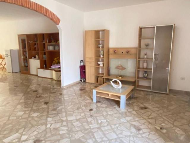 Casa indipendente in vendita a Sava TA