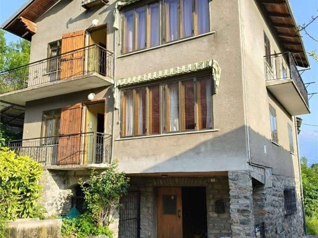 Casa indipendente in vendita a Saint Marcel AO