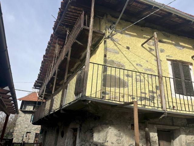 Casa indipendente in vendita a Saint Vincent AO