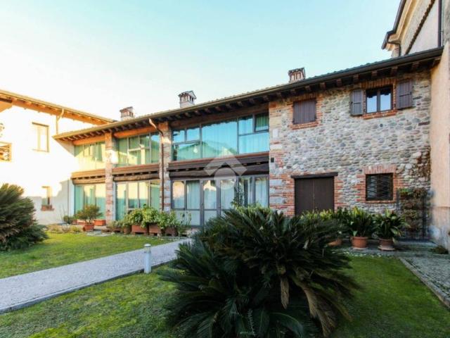 Casa indipendente in vendita a Salò BS