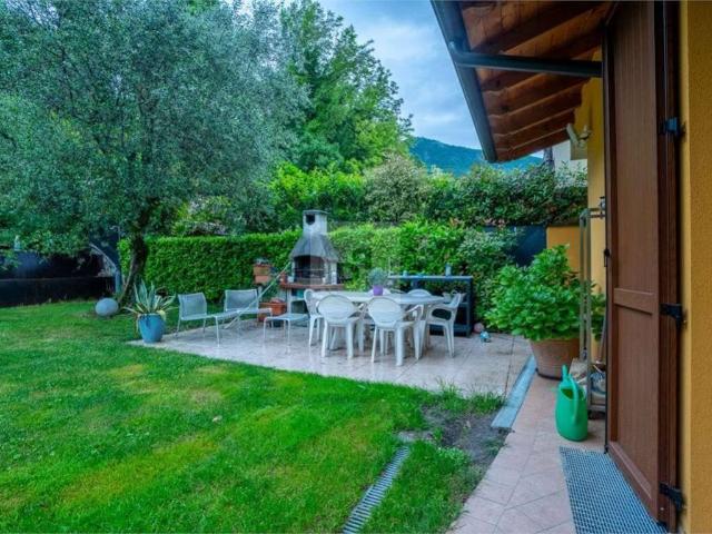 Casa indipendente in vendita a Salò BS