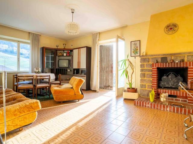 Casa indipendente in vendita a Salorno sulla strada del vino BZ