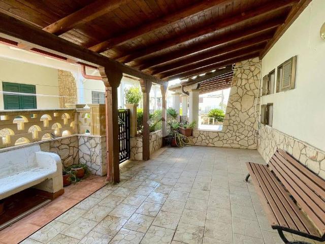 Casa indipendente in vendita a Salve LE