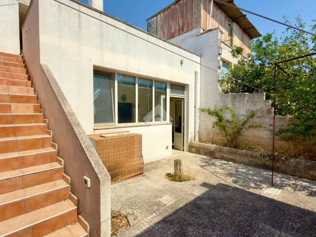 Casa indipendente in vendita a Salve LE