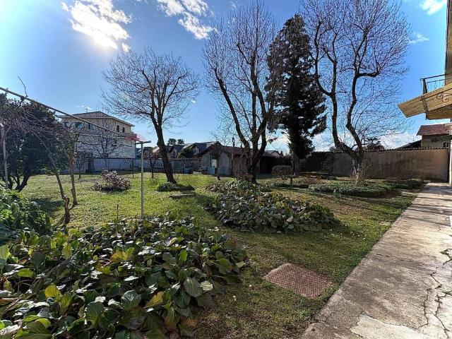 Casa indipendente in vendita a Samarate VA
