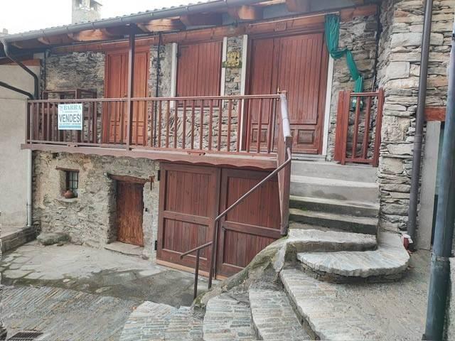 Casa indipendente in vendita a Sampeyre CN