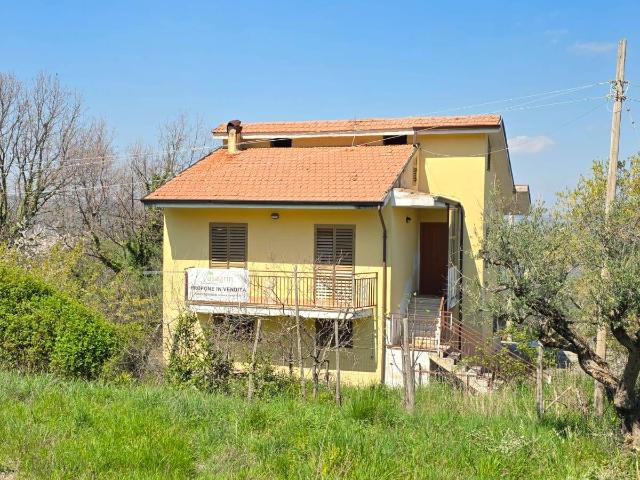 Casa Indipendente in vendita a San Mango sul Calore
