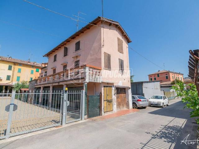 Casa indipendente in vendita a San Martino in Rio RE