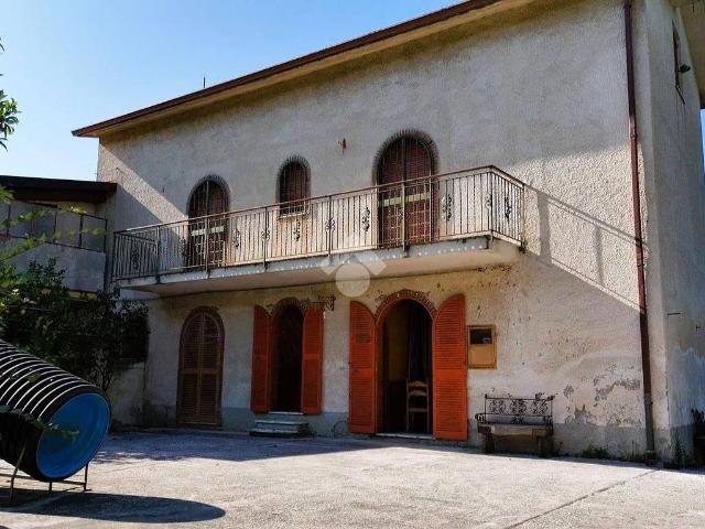 Casa indipendente in vendita a San Martino Valle Caudina AV