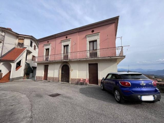 Casa indipendente in vendita a San Mauro la Bruca SA
