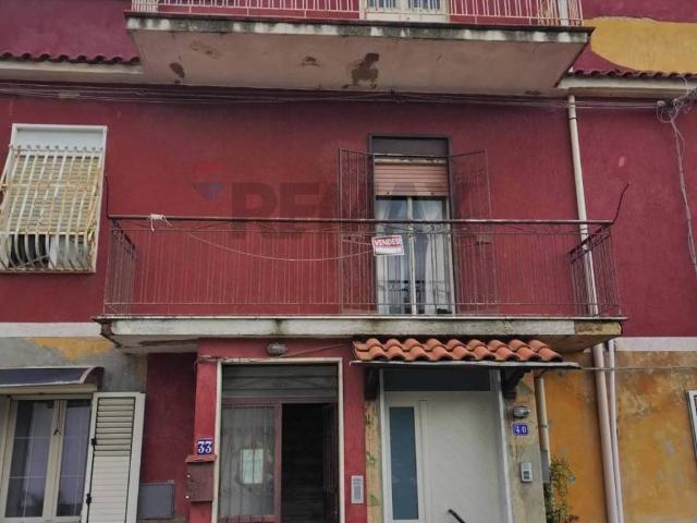 Casa indipendente in vendita a San Michele di Ganzaria CT