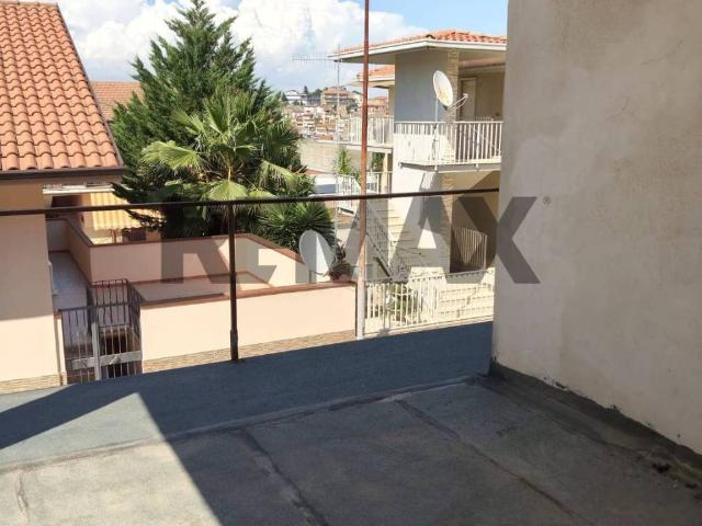 Casa indipendente in vendita a San Michele di Ganzaria CT