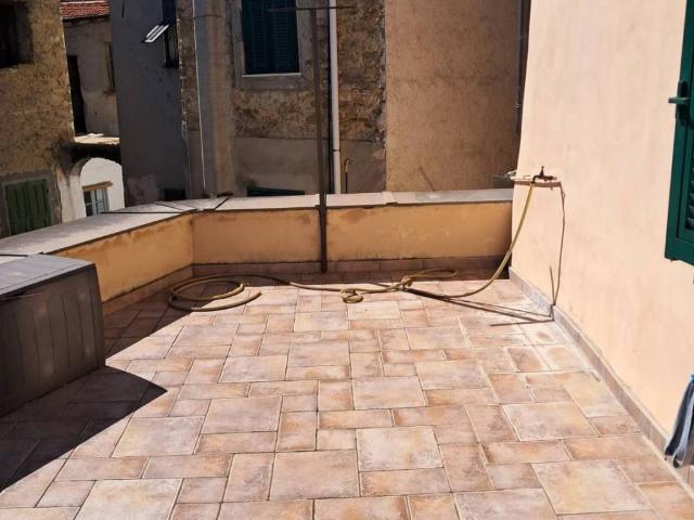 Casa indipendente in vendita a San Biagio della Cima IM