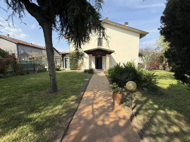 Casa indipendente in vendita a San Bonifacio VR