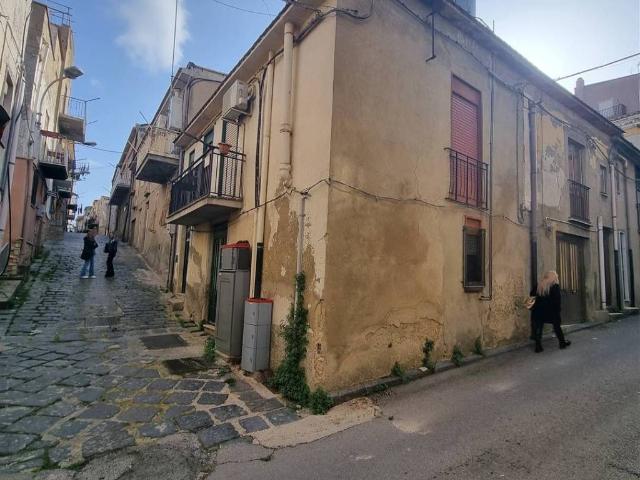 Casa indipendente in vendita a San Cataldo CL