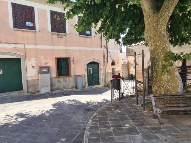 Casa indipendente in vendita a San Cipriano Picentino SA