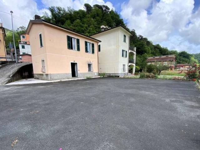 Casa indipendente in vendita a San Colombano Certenoli via Davide Norero, Chiesa Nuova