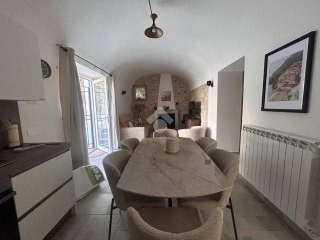 Casa indipendente in vendita a San Donato Val di Comino via Napoli, 139