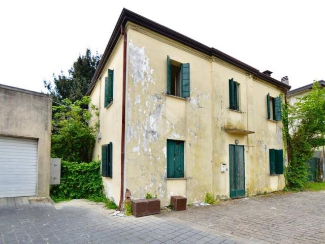 Casa indipendente in vendita a San Donà di Piave via Donatori del Sangue