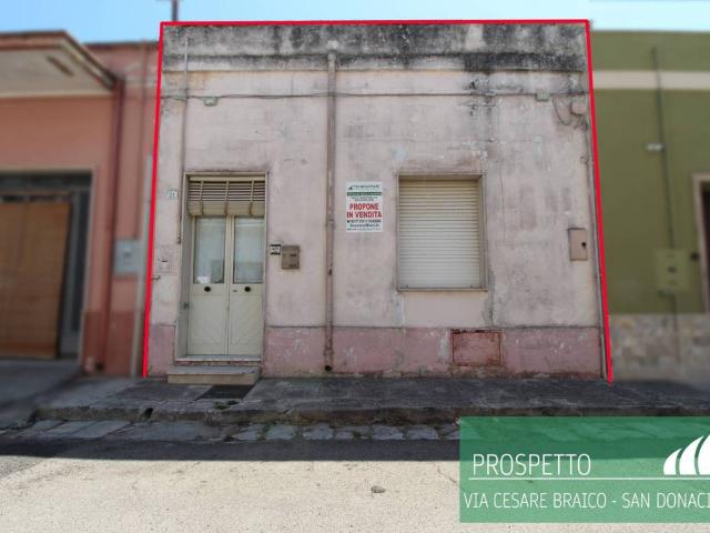 Casa indipendente in vendita a San Donaci BR