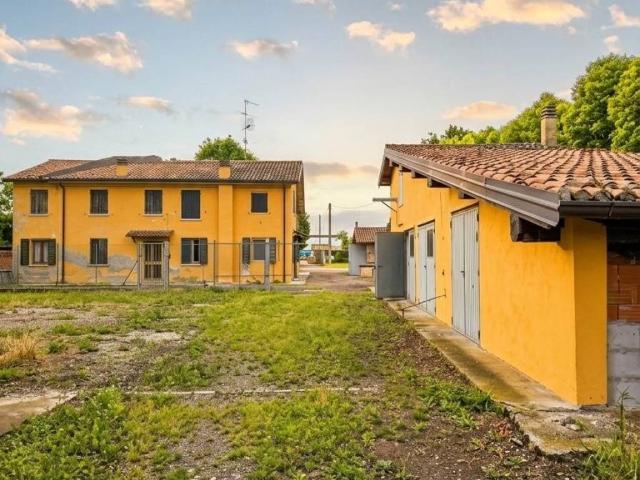 Casa indipendente in vendita a San Felice sul Panaro MO