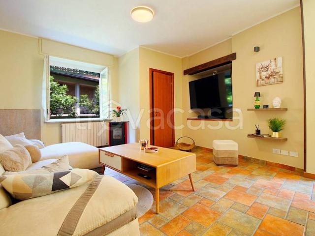 Casa indipendente in vendita a San Fermo della Battaglia via Vergosa, 3