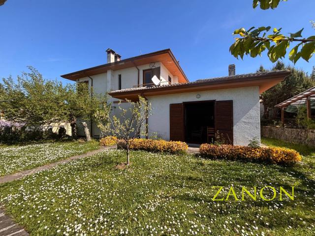 Casa indipendente in vendita a San Floriano del Collio
