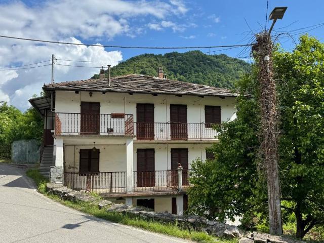 Casa indipendente in vendita a San Germano Chisone TO