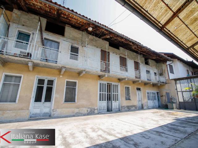 Casa indipendente in vendita a San Giorgio Canavese TO