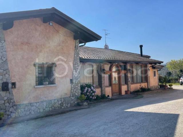 Casa indipendente in vendita a San Giorgio del Sannio via traversa cesine 2, 2