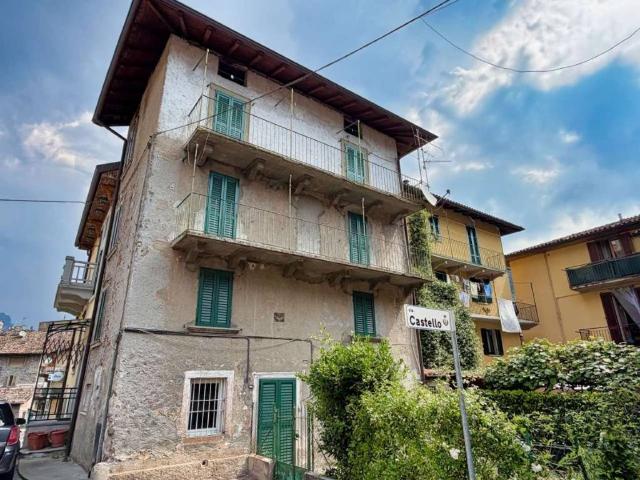 Casa indipendente in vendita a San Giovanni Bianco BG