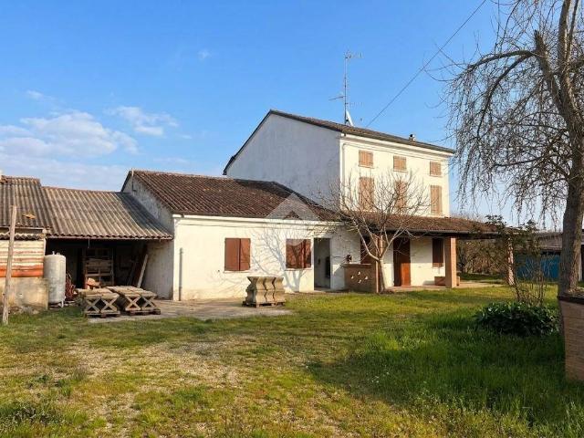 Casa indipendente in vendita a San Giovanni di Concordia, Concordia sulla Secchia