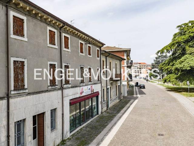 Casa indipendente in vendita a San Giovanni Lupatoto VR