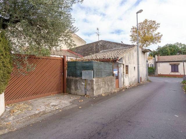 Casa indipendente in vendita a San Giovanni La Punta