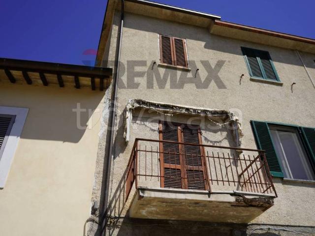 Casa indipendente in vendita a San Giovanni Profiamma, Foligno
