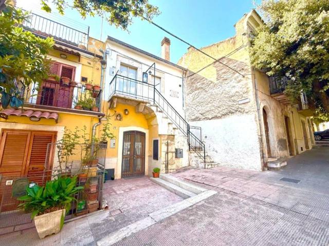 Casa indipendente in vendita a San Giovanni Rotondo FG