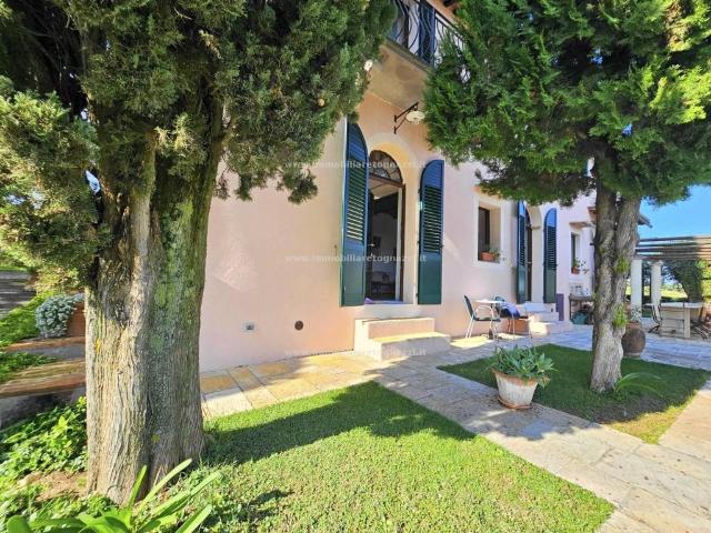 Casa indipendente in vendita a San Gimignano SI