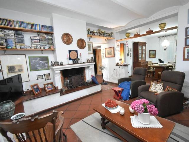 Casa indipendente in vendita a San Giuliano Terme PI