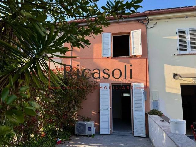 Casa indipendente in vendita a San Giuliano Terme via filippo brunelleschi, Arena Metato