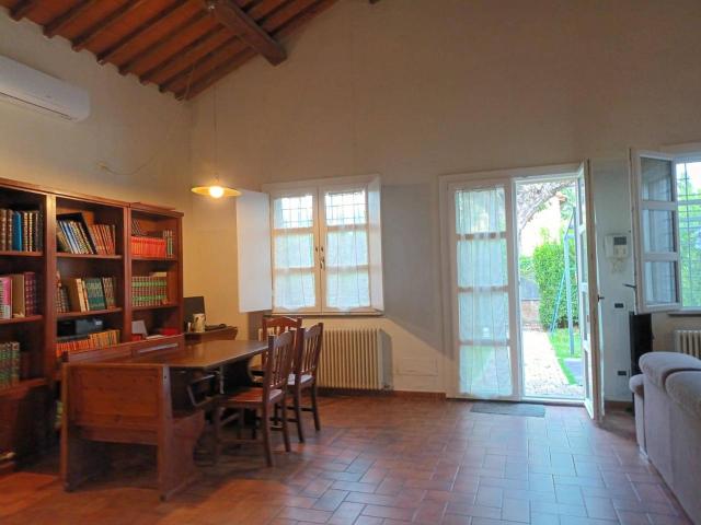 Casa indipendente in vendita a San Giuliano Terme