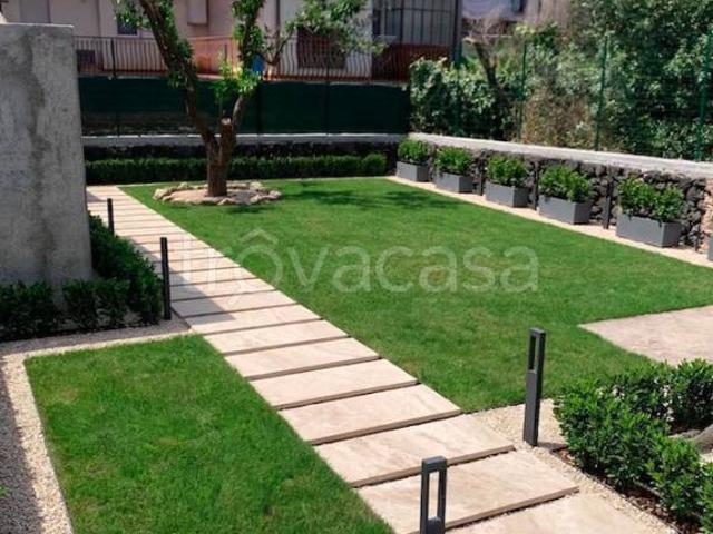 Casa indipendente in vendita a San Gregorio di Catania via Ulivi
